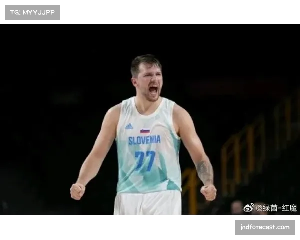 东契奇火力全开连砍92分 两战爆发状态惊人引球迷热议